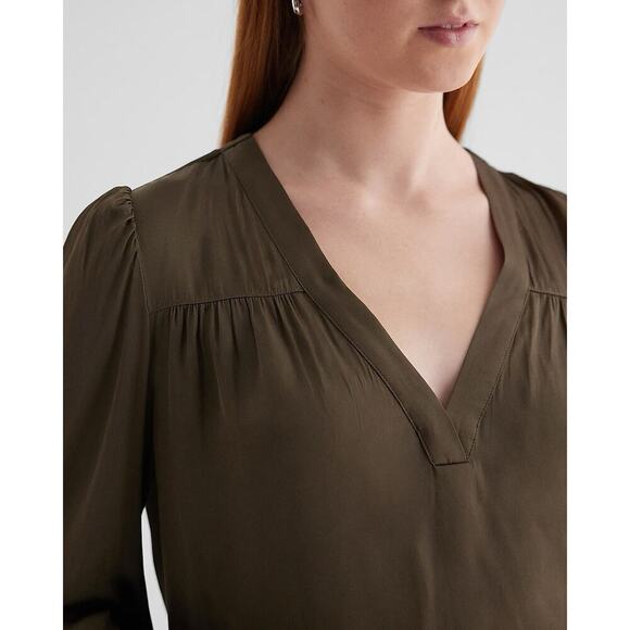 Express Women's Satin V-Neck Cuff Sleeve Top Olive Green Size XS - NWT $58 - Picture 2 of 15